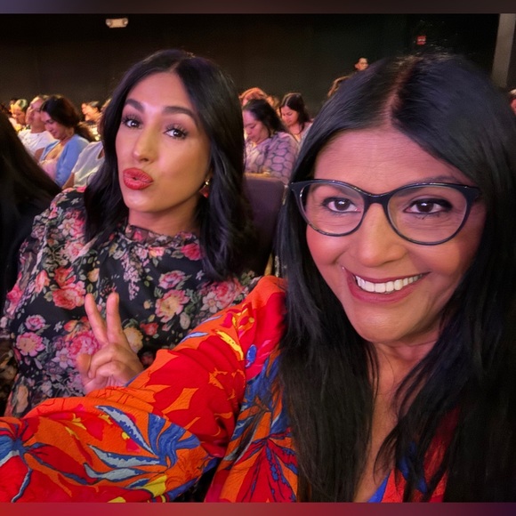 Like this listing to get notified when I go live!! Unlisted item’s !!!!🚨… - Picture 9 of 11